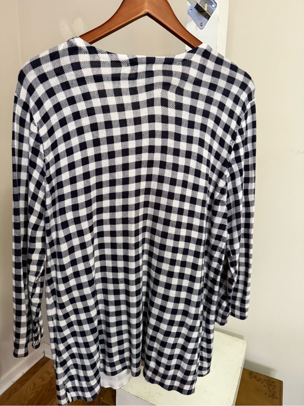 Kim Rogers Checkered Cardigan - Picture 6 of 7